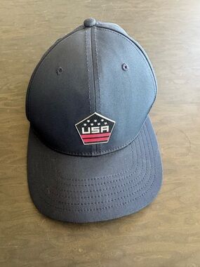Callaway Navy and Gray Golf Cap with Branded Interior